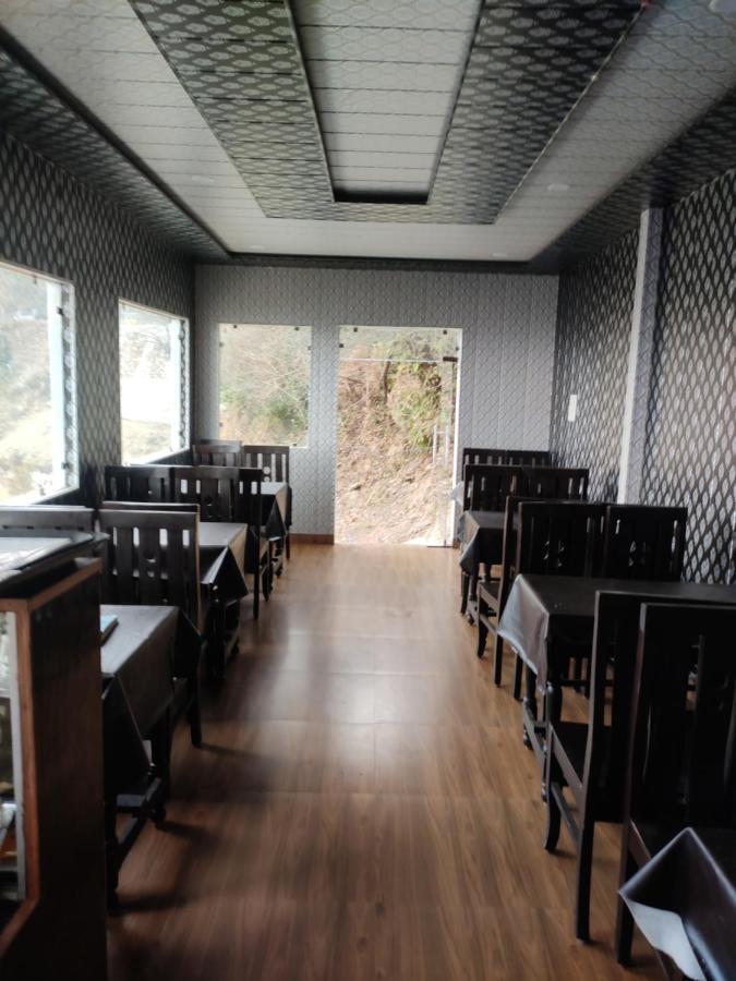 Dev Bhoomi Resort Kanatal Exterior foto